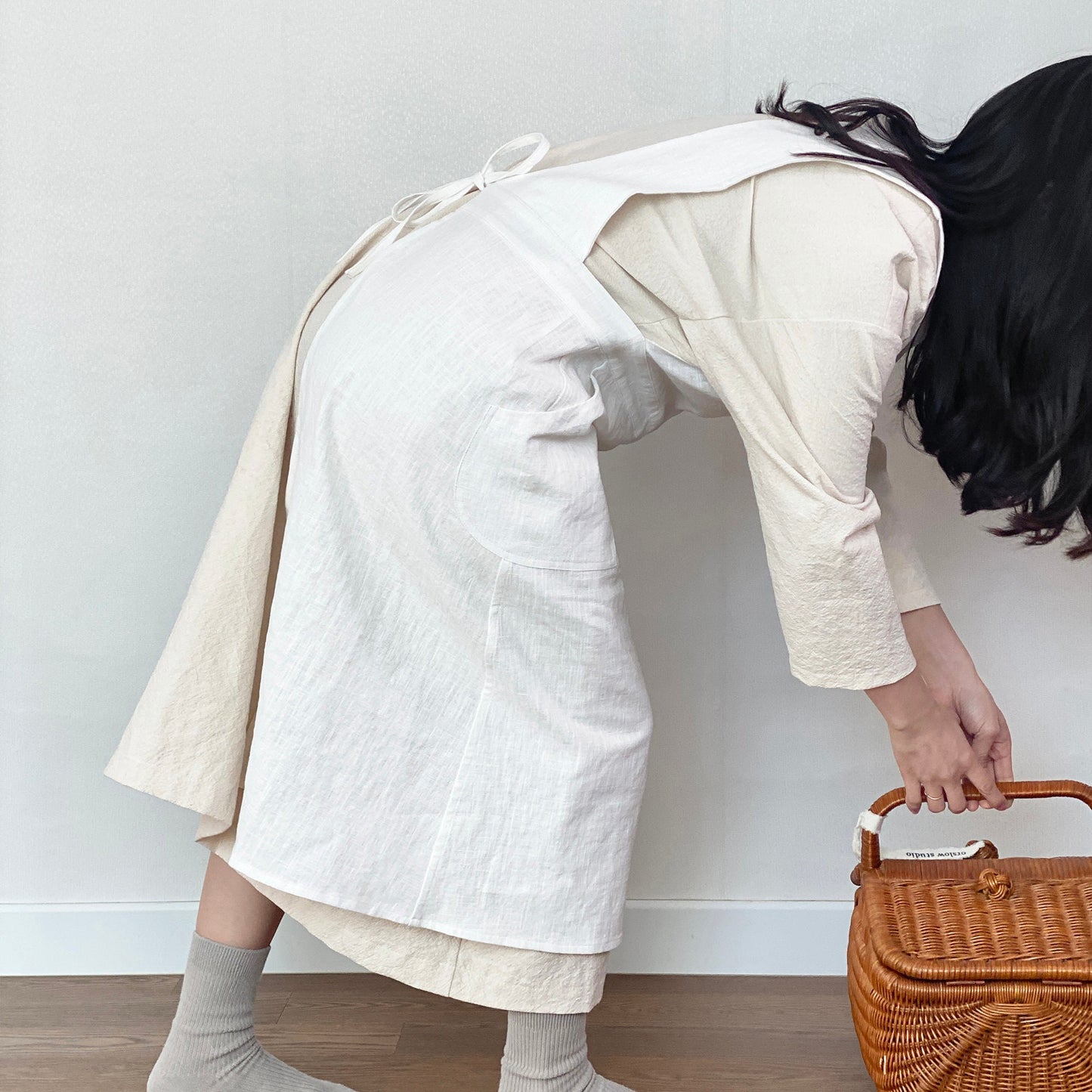 Hestia Linen Apron - cream white