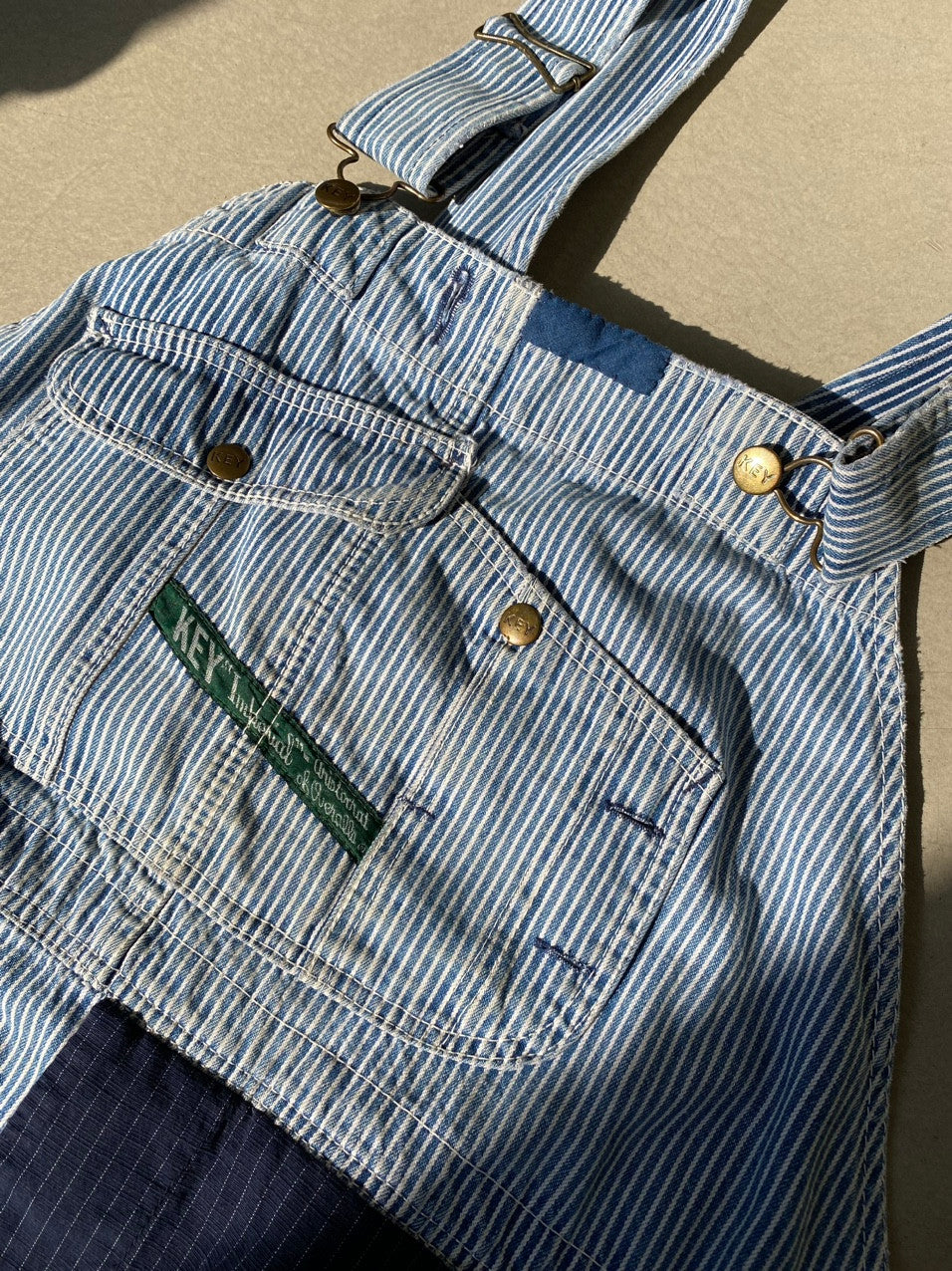 [REMAKE] Key overall apron
