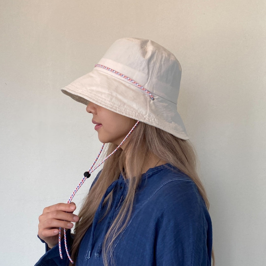 String bucket hat