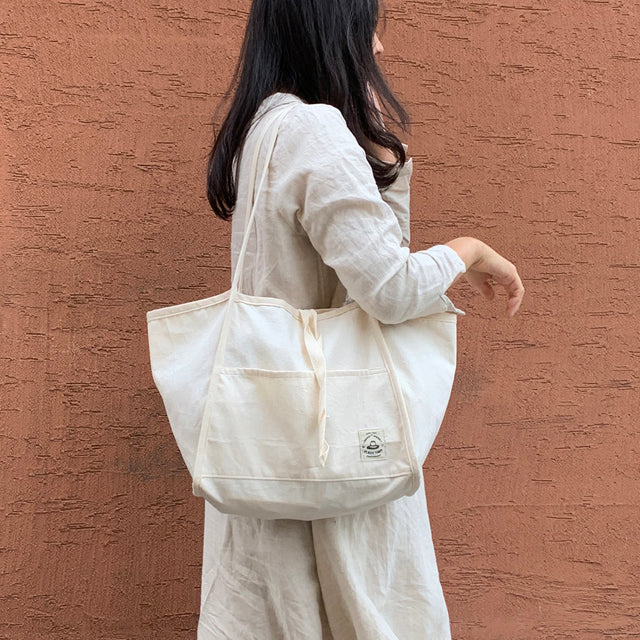 Ribbon shoulder bag