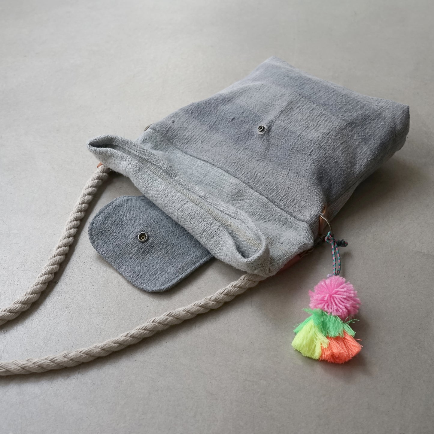 Hemp cross bag - blue gray