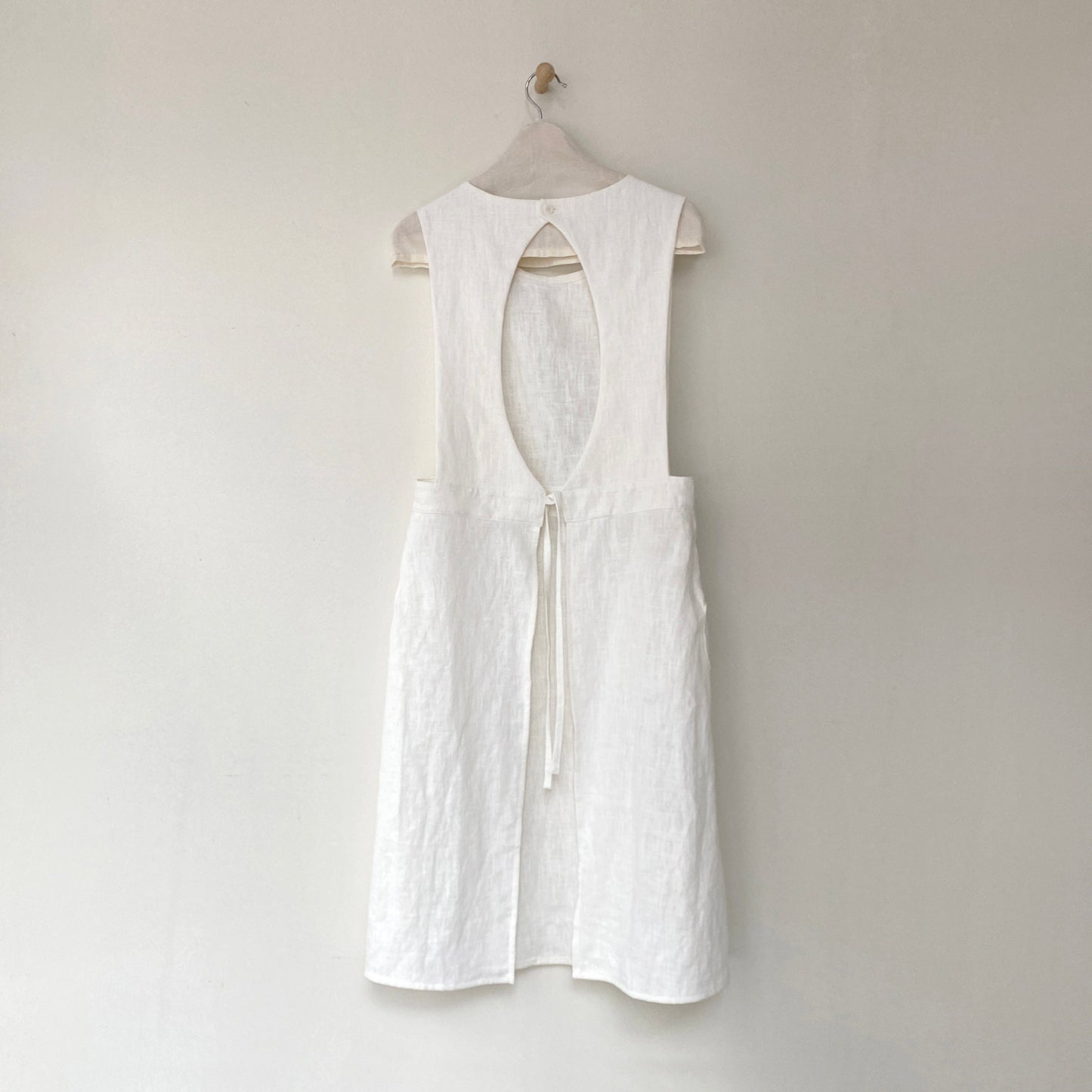 Hestia Linen Apron - cream white