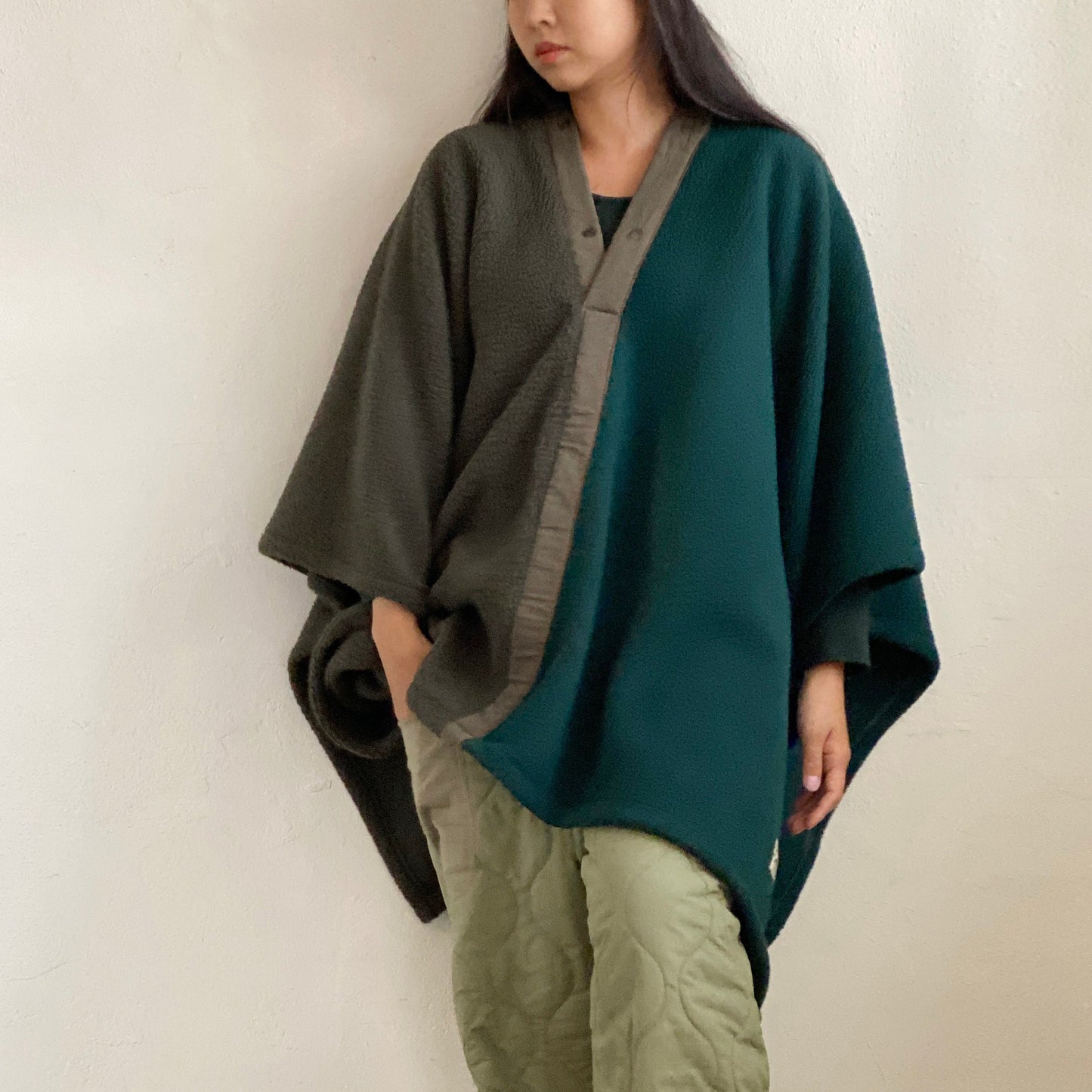 Outdoor Pancho - Indian green